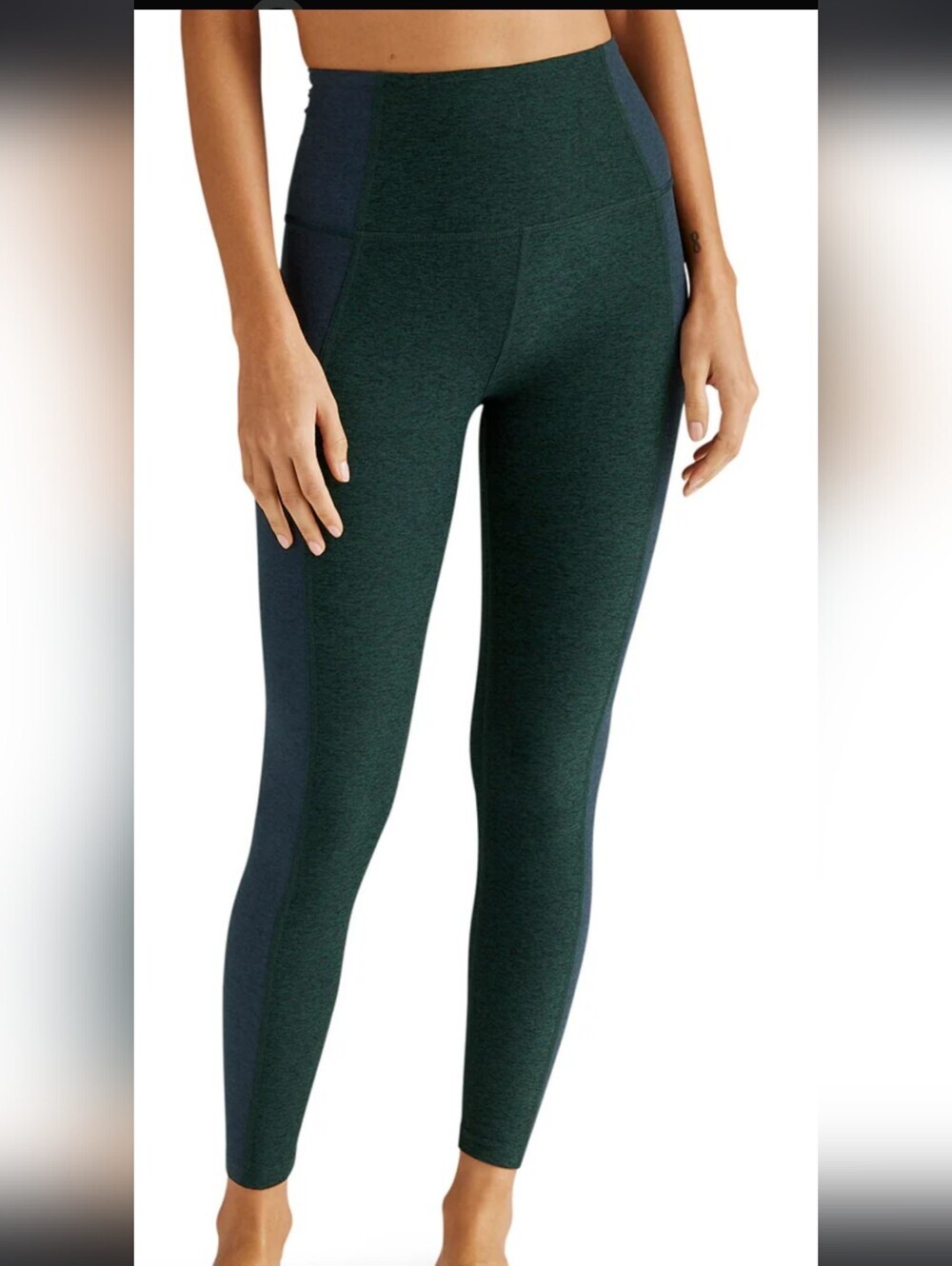 Beyond Yoga Two-Tone High Waist Leggings in Forest Green and Navy